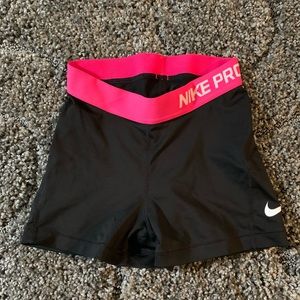 Women’s Nike pro spandex shorts xs